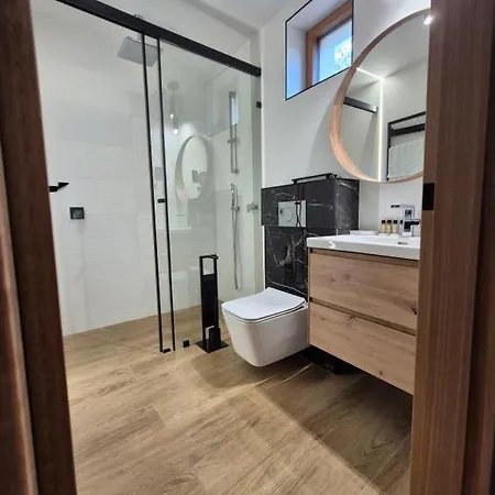 Regi Grandis Premium Apartments *